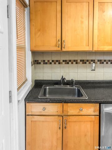 163 Louisiana Avenue 163, Bridgeport, CT 06610