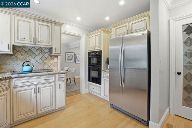 1903 Via Ferrari, Lafayette, CA 94549