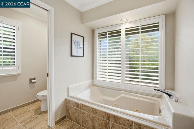 1903 Via Ferrari, Lafayette, CA 94549