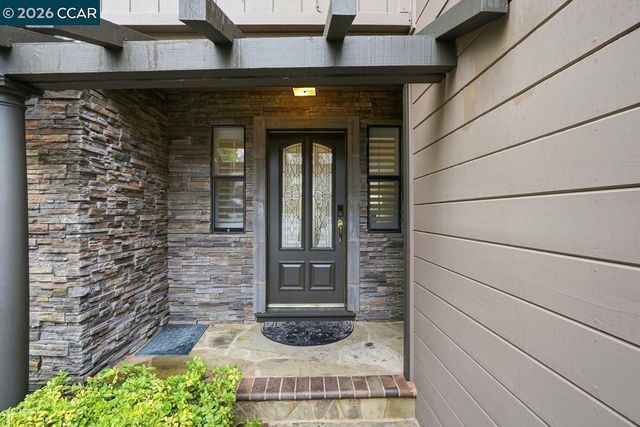 1903 Via Ferrari, Lafayette, CA 94549