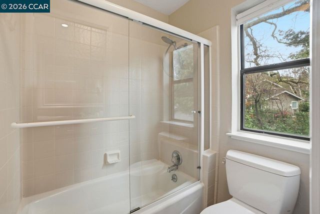 1903 Via Ferrari, Lafayette, CA 94549