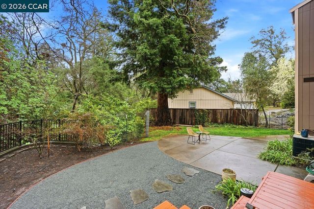 1903 Via Ferrari, Lafayette, CA 94549