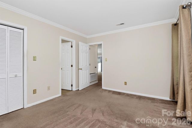 9234 Kings Canyon Drive, Charlotte, NC 28210