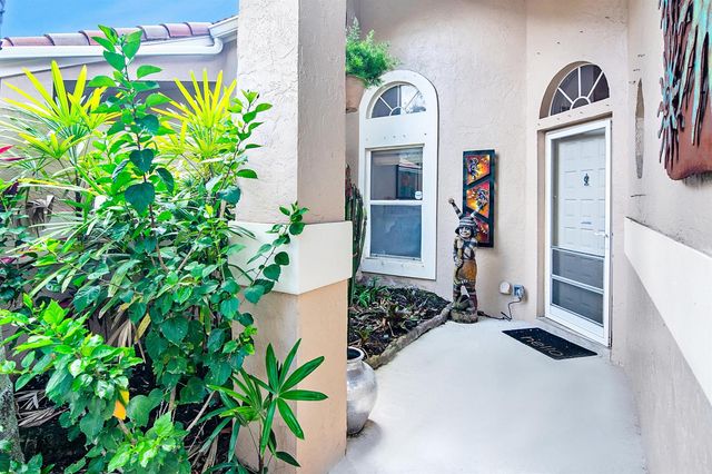 2102 Mahogany Place, Palm Beach Gardens, FL 33418
