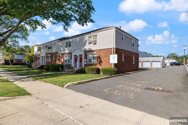 206 Grand Avenue B, Rutherford, NJ 07070