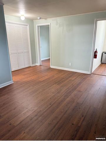 206 Grand Avenue B, Rutherford, NJ 07070