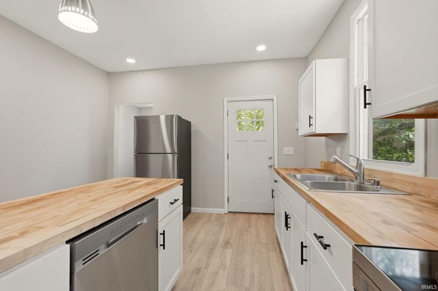 1444 Taylor Street, Fort Wayne, IN 46802