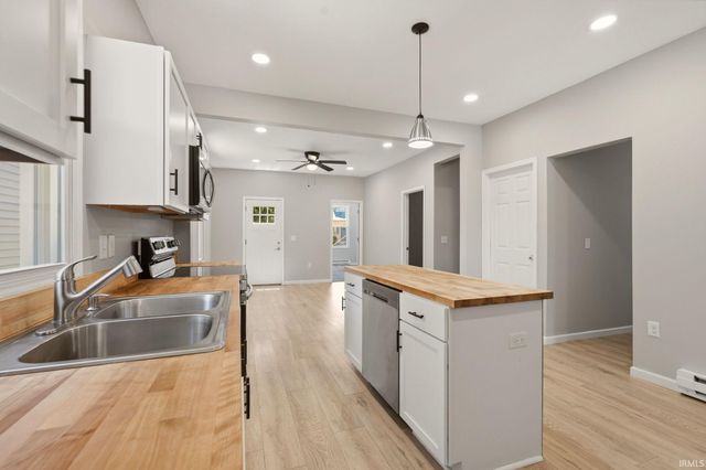1444 Taylor Street, Fort Wayne, IN 46802