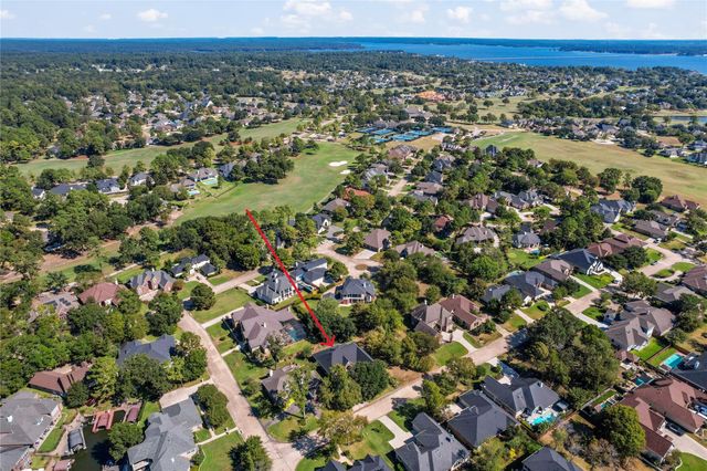 319 Palais Verde Road, Montgomery, TX 77356