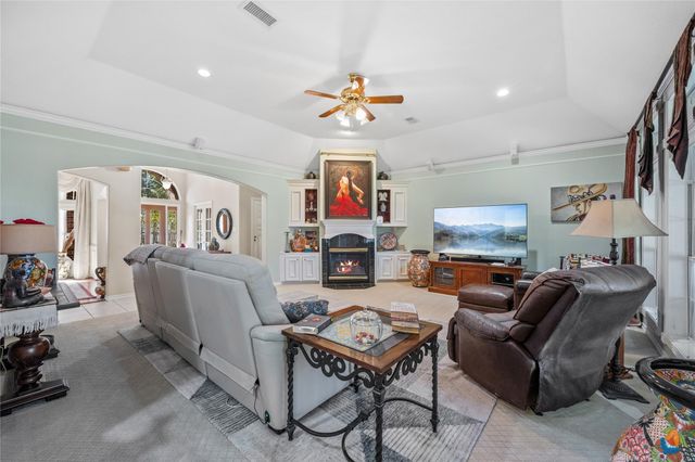 319 Palais Verde Road, Montgomery, TX 77356