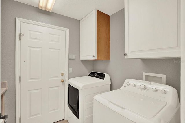 704 FAYETTE PLACE, Lutz, FL 33549