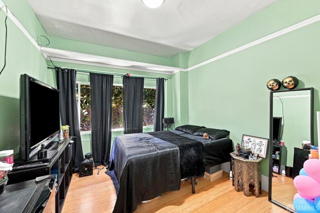 1534 Palou Avenue, San Francisco, CA 94124