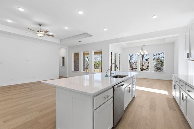 549 Wood Thrush RUN, Kyle, TX 78640