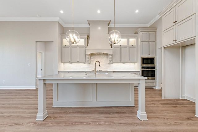 10208 Castleberry Lane, Waco, TX 76712