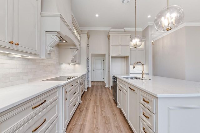 10208 Castleberry Lane, Waco, TX 76712
