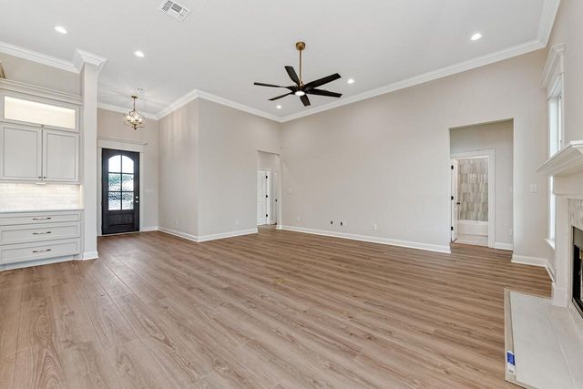 10208 Castleberry Lane, Waco, TX 76712