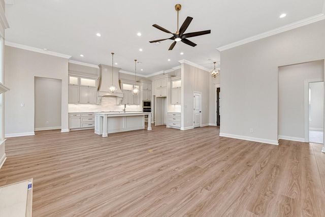 10208 Castleberry Lane, Waco, TX 76712