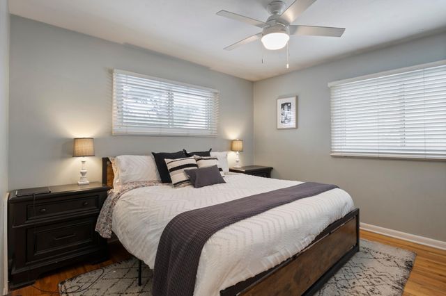 5516 France Avenue S, Edina, MN 55410