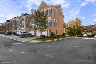 11465 GALLIEC ST #34, Fairfax, VA 22030