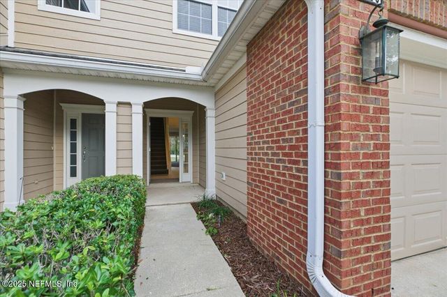 4129 CROWNWOOD Drive, Jacksonville, FL 32216