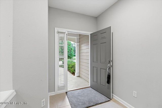 4129 CROWNWOOD Drive, Jacksonville, FL 32216