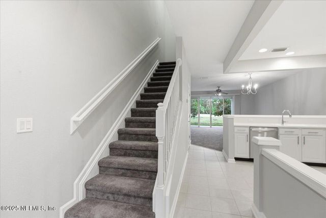 4129 CROWNWOOD Drive, Jacksonville, FL 32216