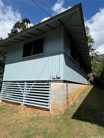 3606 Halekipa Place, Honolulu, HI 96816