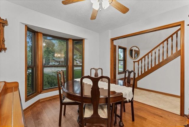 1810 Hunt Drive, Friendswood, TX 77546