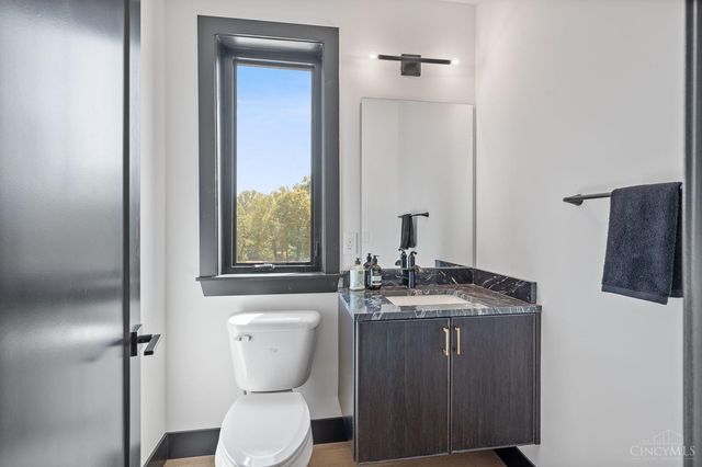 3746 Miami Run, Mariemont, OH 45227