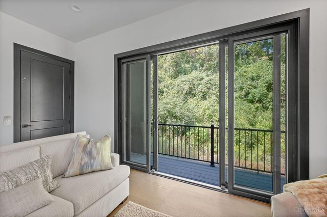 3746 Miami Run, Mariemont, OH 45227