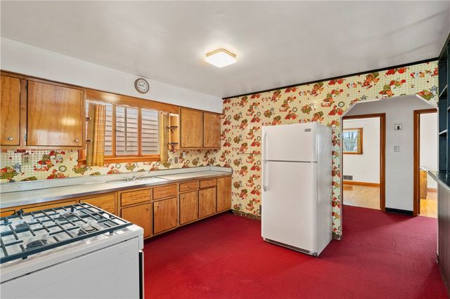 306 Allegheny St, Tarentum, PA 15084