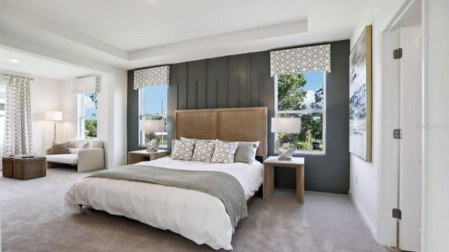 2425 STRATTEN DRIVE, Zephyrhills, FL 33541