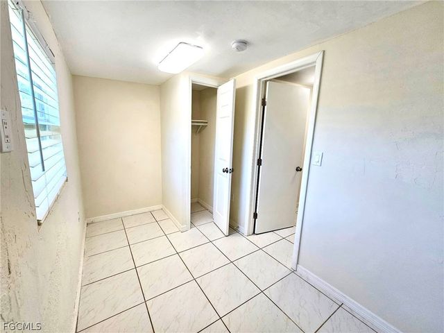 1532 Veronica S Shoemaker BLVD, Fort Myers, FL 33916