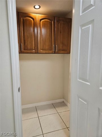 1532 Veronica S Shoemaker BLVD, Fort Myers, FL 33916