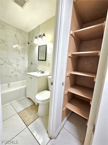 1532 Veronica S Shoemaker BLVD, Fort Myers, FL 33916