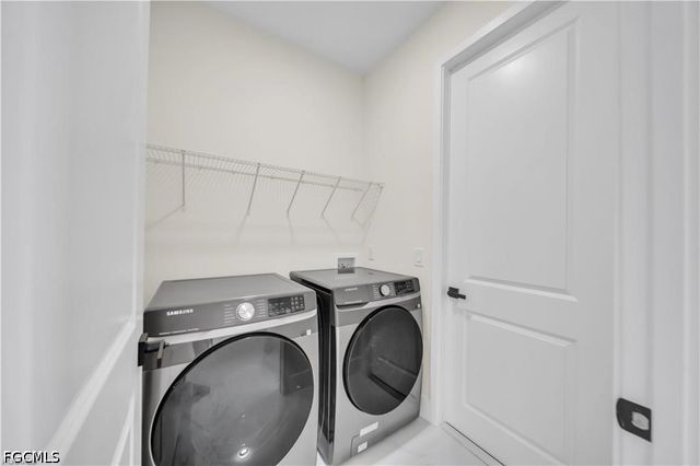 4016 9th ST SW, Lehigh Acres, FL 33976