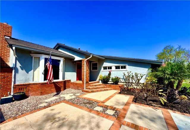 2925 Knoxville, Long Beach, CA 90815