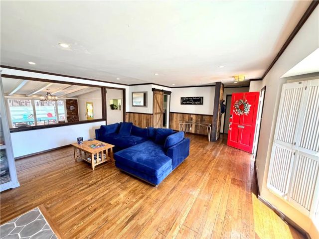 2925 Knoxville, Long Beach, CA 90815