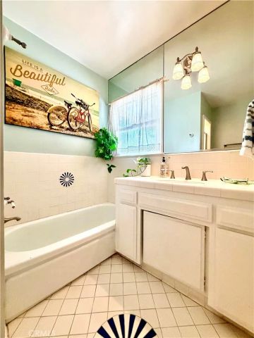 2925 Knoxville, Long Beach, CA 90815