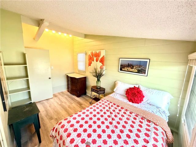 2925 Knoxville, Long Beach, CA 90815