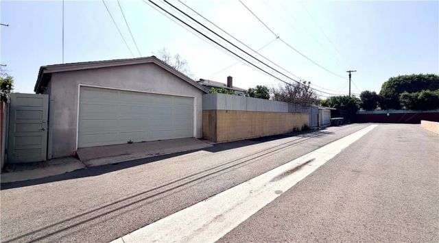 2925 Knoxville, Long Beach, CA 90815