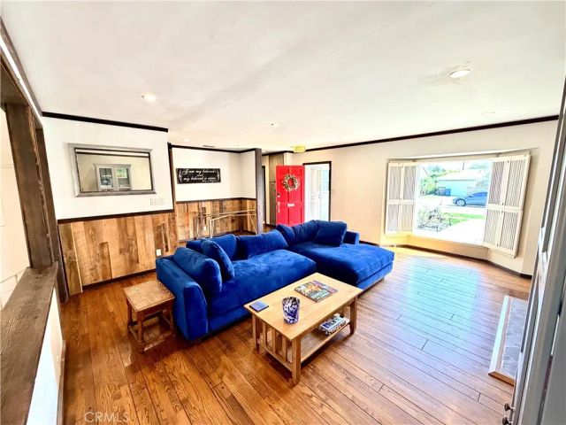 2925 Knoxville, Long Beach, CA 90815