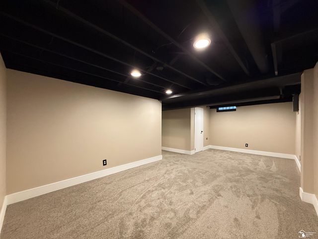 15593 Thomas Avenue, Allen Park, MI 48101