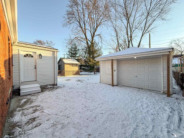 15593 Thomas Avenue, Allen Park, MI 48101