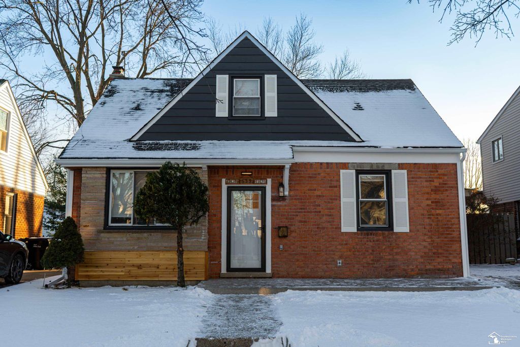 15593 Thomas Avenue, Allen Park, MI 48101