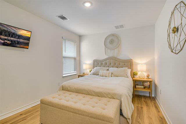 163 Longstraw DR, Buda, TX 78610