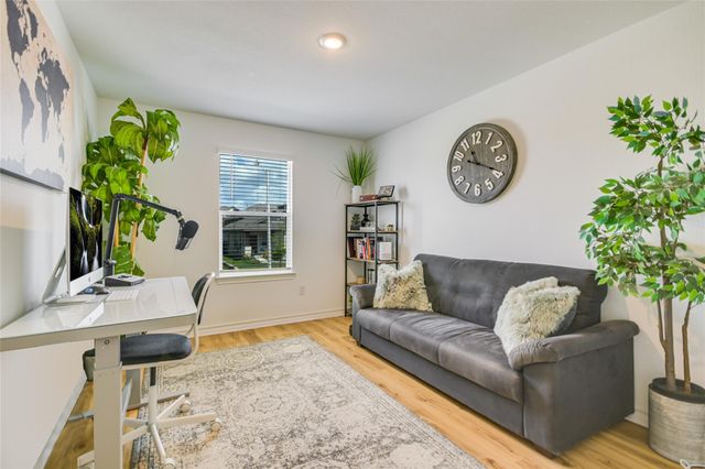 163 Longstraw DR, Buda, TX 78610