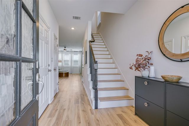 163 Longstraw DR, Buda, TX 78610