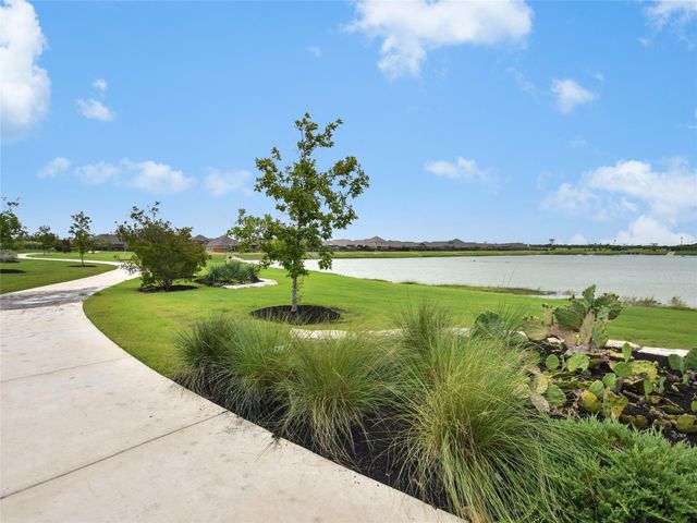 163 Longstraw DR, Buda, TX 78610