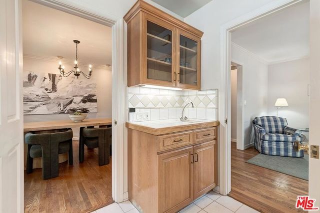 169 S Gretna Green Way, Los Angeles, CA 90049